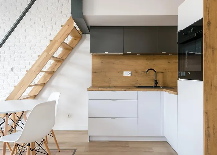 Easy * Вроцлав